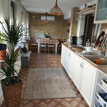 Flomar By The Sea Appartement Mangalia Buitenkant foto