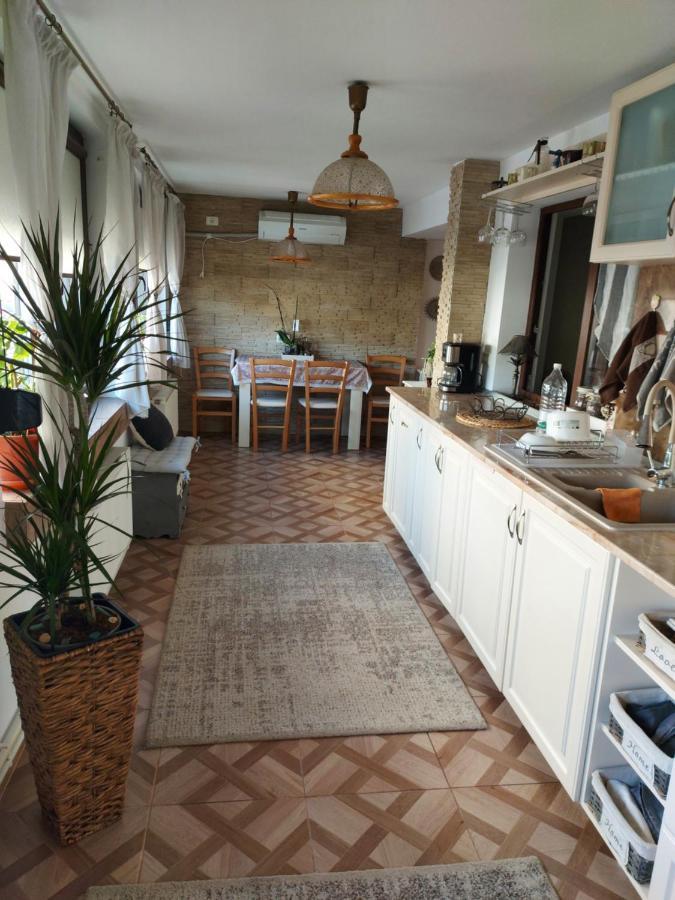 Flomar By The Sea Appartement Mangalia Buitenkant foto